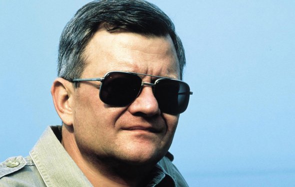 самые успешные писатели мира